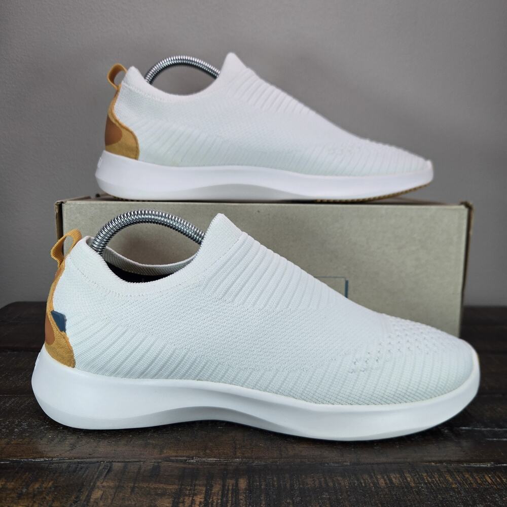 NEW Vessi Everyday Move Slip On Mens Size 9 Waterproof Shoe Sneakers White Oasis